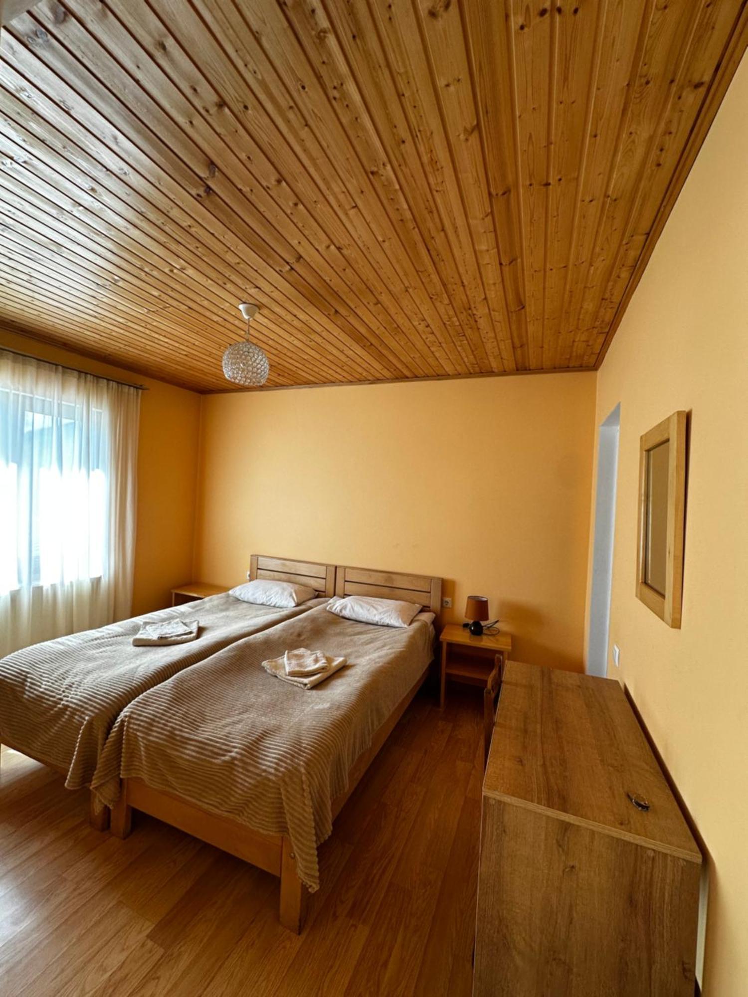 Guest House Victor Zhabeshi Dış mekan fotoğraf