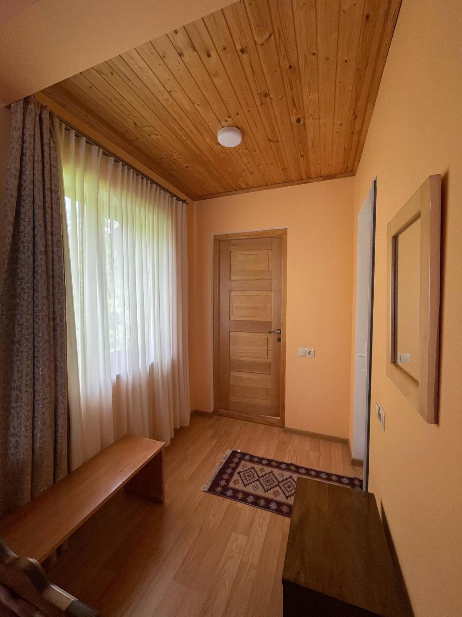 Guest House Victor Zhabeshi Dış mekan fotoğraf
