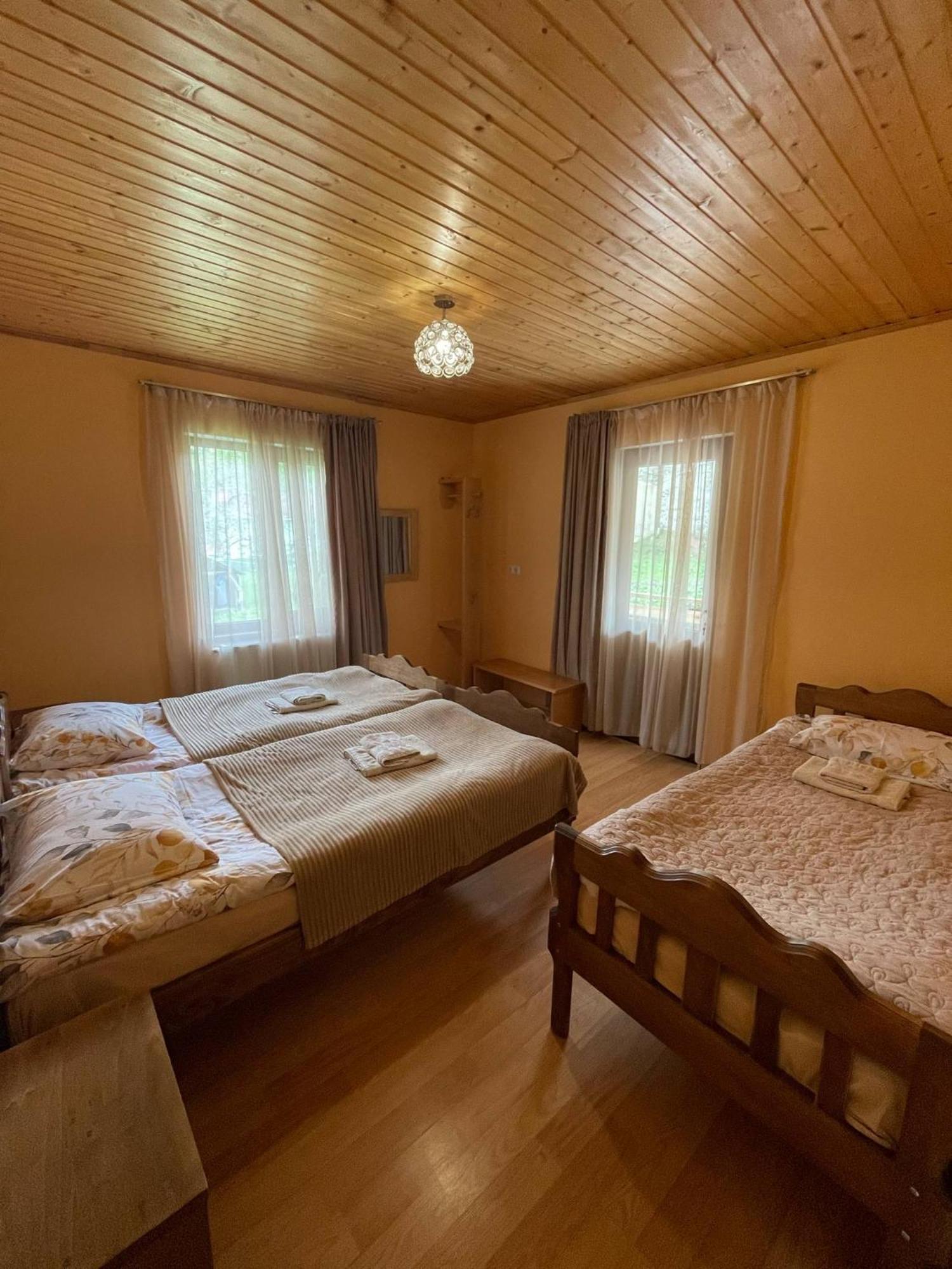 Guest House Victor Zhabeshi Dış mekan fotoğraf